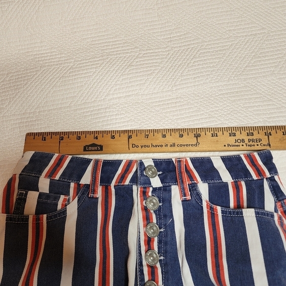 Urban Outfitters BDG mom red white blue striped denim shorts button fly sz 27 - Picture 10 of 12